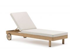 LOUNGE gultas