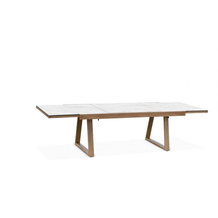 LOUNGE extendable dining table
