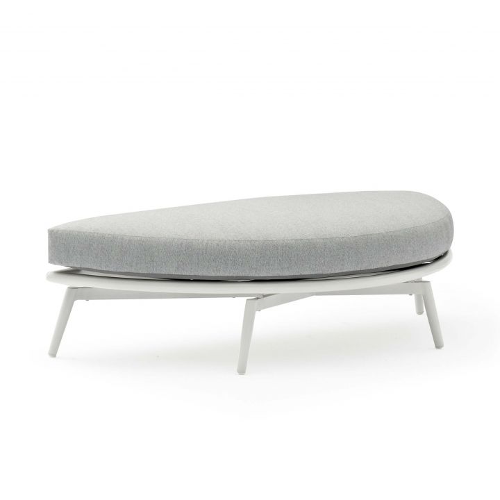 CUDDLE large ottoman
